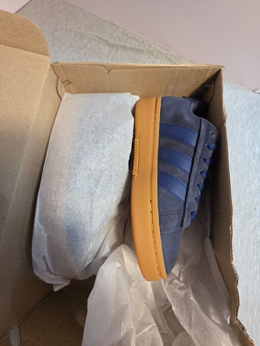 NWT Adidas Grand Court Alpha 00s Navy Suede Gum Sole Sneaker Size 4 (EU 36) - Picture 4 of 8